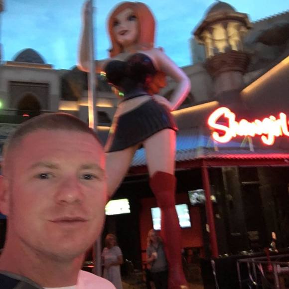 Nicholas Beal - Poshmark Profile Picture of Nicholas Beal (@nicholasbeal87) on Poshmark