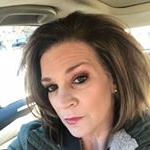 Profile Picture of Lori (@stylesavvy71) on Instagram