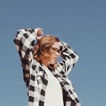 Profile Picture of Lisa Suzanne Holwerda (@lisaholwerda) on Instagram