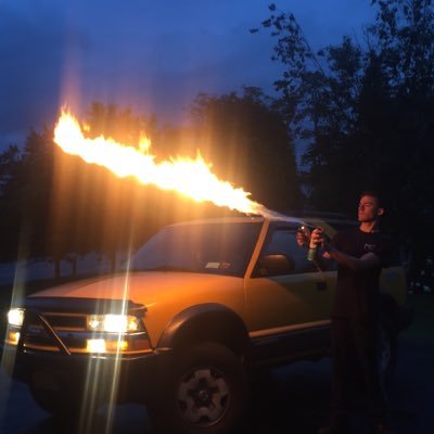 Profile Picture of Dan Ludwin (@6Ludan9) on Twitter