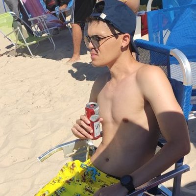 Profile Picture of Robert Teixeira (@Robert_0902) on Twitter
