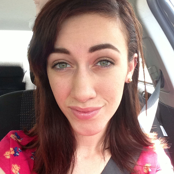 Allie Chrin - Poshmark Profile Picture of Allie Chrin (@allienjcole) on Poshmark