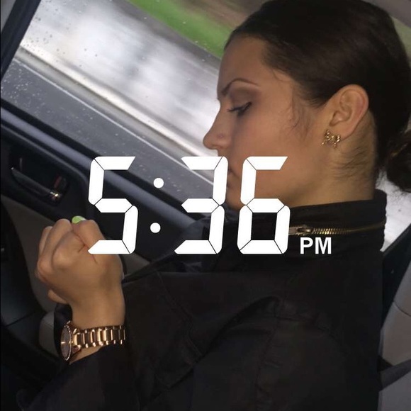 Profile Picture of Leah Matthews (@leahkmm) on Poshmark