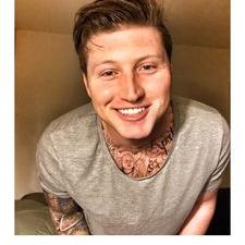 Profile Picture of Lacey Cantrell (@_lacey4) on Twitter