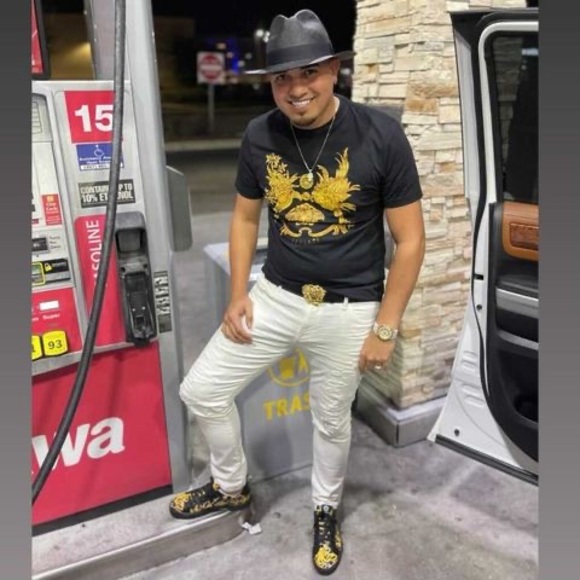 Joseph Nora - Poshmark Profile Picture of Joseph Nora (@josephnora) on Poshmark