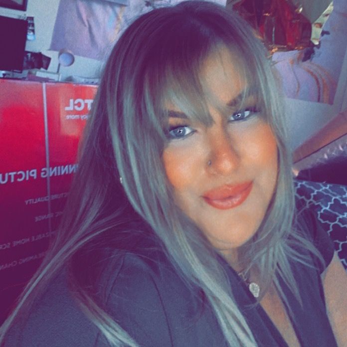 Profile Picture of Colleen Devaney (@@colleendevaney) on Tiktok