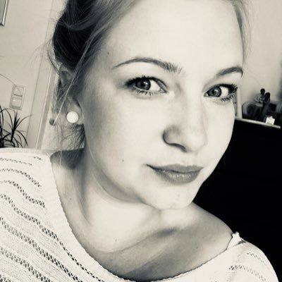 Profile Picture of Lara Krupp (@lara1289) on Twitter