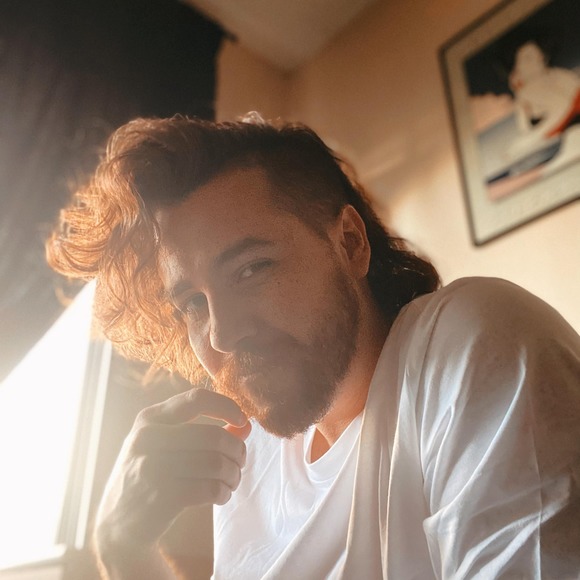 Profile Picture of Robert Martinez (@nvrobskills) on Poshmark