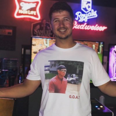 Profile Picture of Derek Cheeks Oaks (@Cheekers_24) on Twitter