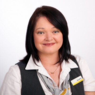 Profile Picture of Leah  English (@@raywhiteleah) on Twitter