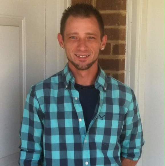 Profile Picture of Jared Bryant (@jsbryant1233) on Poshmark