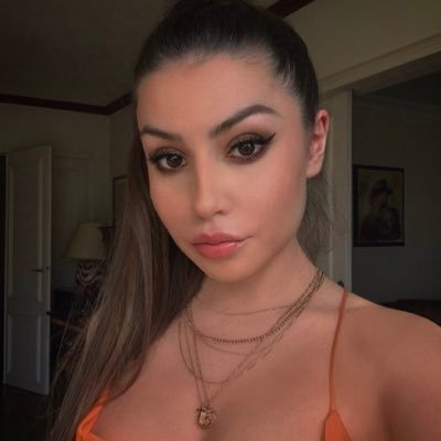 Profile Picture of Alexandra Ventura (@AlexandraVv) on Twitter