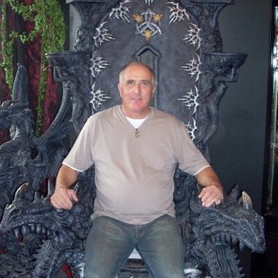 Profile Picture of Larry Herbert (@Laz_1) on Twitter
