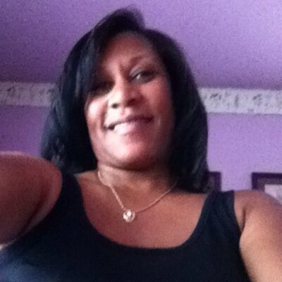 Profile Picture of Karen Hollins (@kar69z) on Twitter