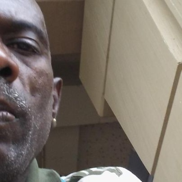 Profile Picture of Wilson Williams (@wilsonkwilliams) on Poshmark