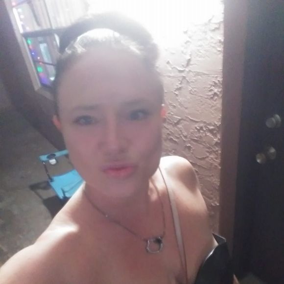 Acehood Gray - Poshmark Profile Picture of Acehood Gray (@rachelfoxall) on Poshmark