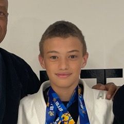 Profile Picture of marctraven (@marctraven) on Tiktok