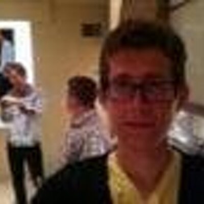 Profile Picture of Valorie Vanderzwaag (@MVzwaag) on Twitter