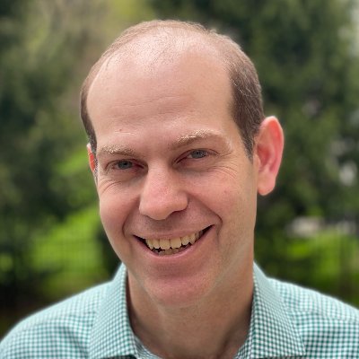 Profile Picture of David Arnett (@DaveAChuck) on Twitter