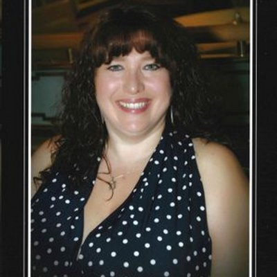 Profile Picture of Heidi DeSimone (@HeidiDeSimone) on Twitter