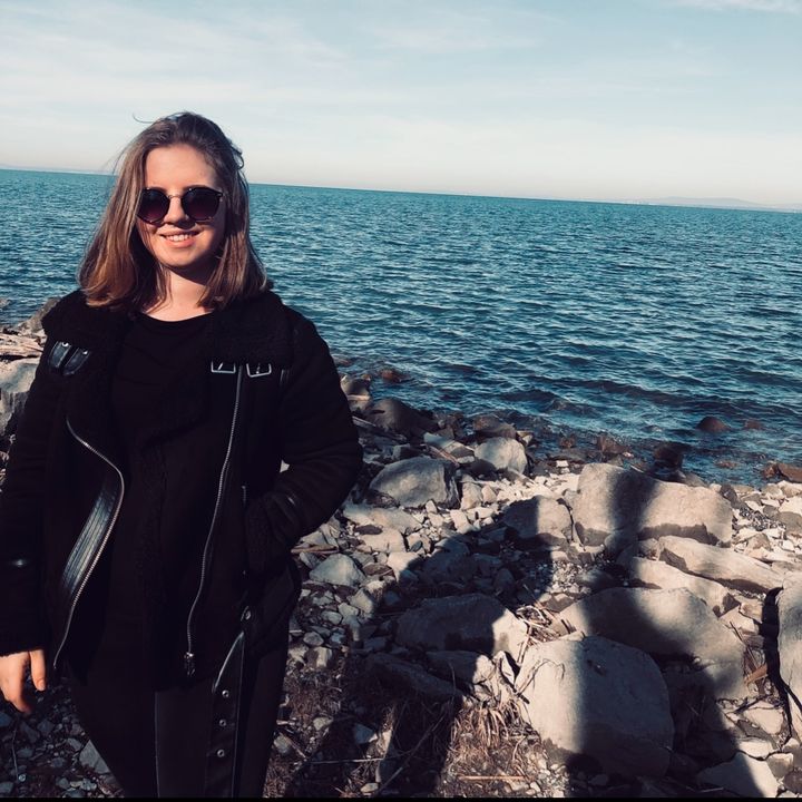 Profile Picture of Laura Schelling (@laura.schelling) on Tiktok