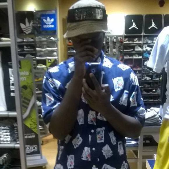 Profile Picture of Daniel Lawrence (@dlawrence2997) on Poshmark