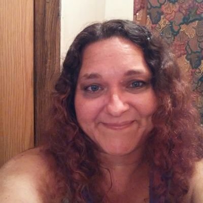 Profile Picture of Elizabeth Mixon (@Elizabe82270883) on Twitter