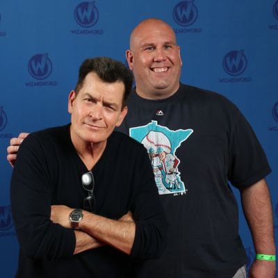 Profile Picture of Jeremy Johnson (@JeremyJohn83) on Twitter