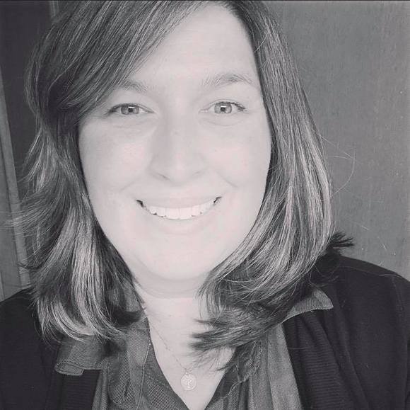 Profile Picture of Marcia Fox (@marciaafox) on Poshmark