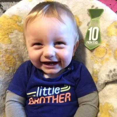 Profile Picture of Dustin Gaul (@blurrythrone213) on Twitter