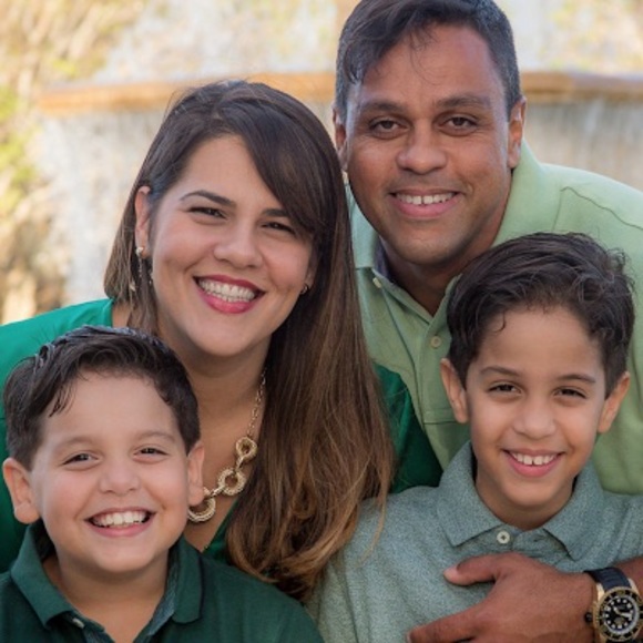 Profile Picture of Andre Beloni (@andrebeloni) on Poshmark