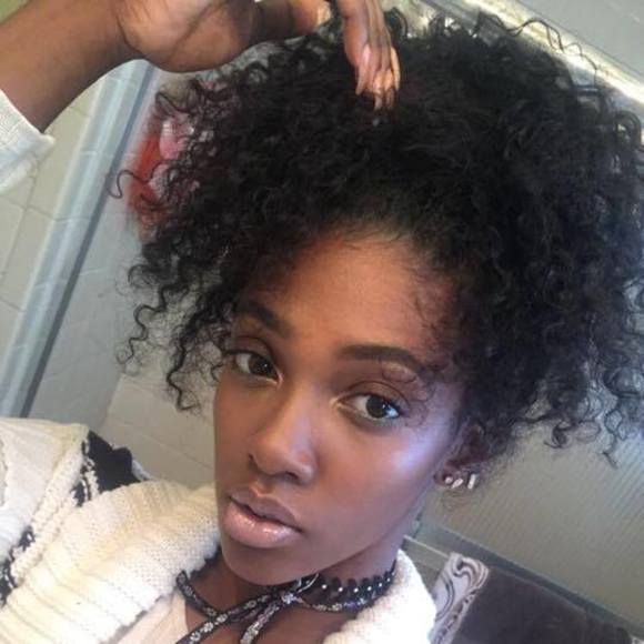 Profile Picture of Myeshia James (@mama_sosa) on Poshmark