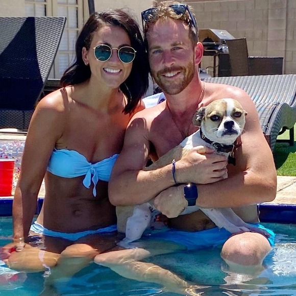 Profile Picture of Donielle Heinze (@donielleheinze) on Poshmark