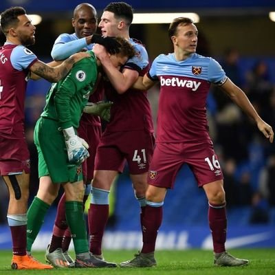 Profile Picture of Peter (@HitThePost00) on Twitter
