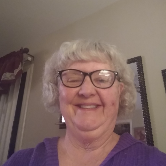 Profile Picture of Ruth Shykowski (@ruthnfredie) on Poshmark
