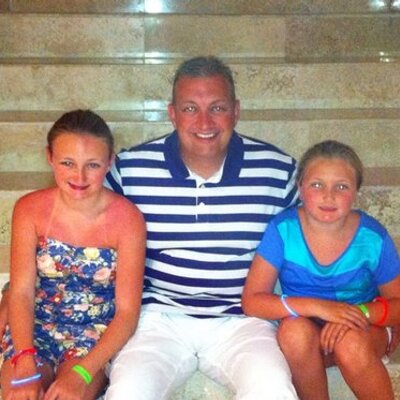 Profile Picture of David McGuigan (@McGuigsok) on Twitter
