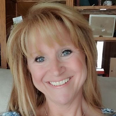 Profile Picture of Mama Jackie (@MamaJacquelyn) on Twitter