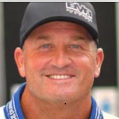 Profile Picture of Bob Vandergriff (@AshleyKhaye35) on Twitter