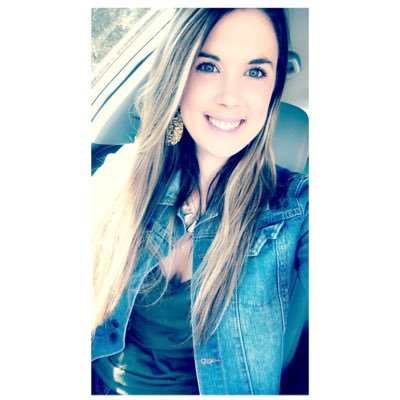 Profile Picture of Kimberly Hanson (@khanson21) on Twitter