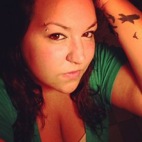 Profile Picture of Mélanie Thibault (@m3lzz) on Pinterest