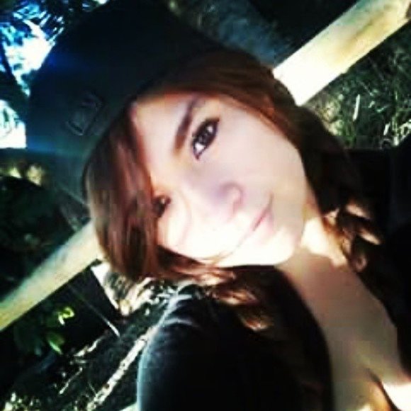 Profile Picture of Guera Delapeña (@aleray33) on Poshmark