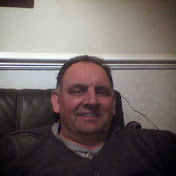 Profile Picture of Steve Longmore (@stelongmore) on Youtube