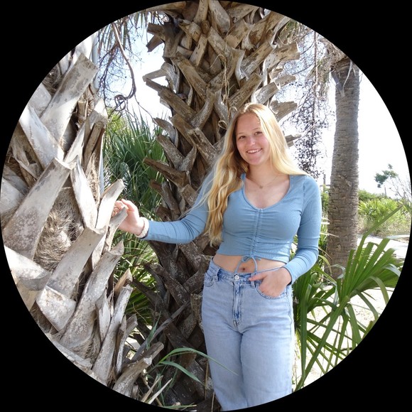 Profile Picture of Joey Allinger (@joey_allinger) on Poshmark