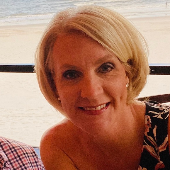 Profile Picture of Robin boothby Boothby (@r_boothby) on Poshmark