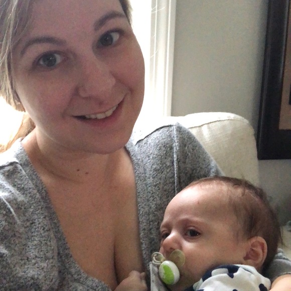 Profile Picture of Sarah Scudere (@scscudere) on Poshmark