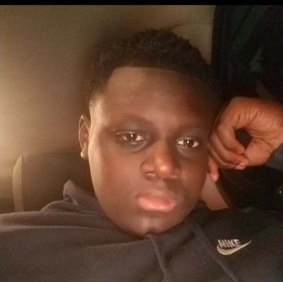 Profile Picture of Dontae Scott (@scottdontae885) on Poshmark