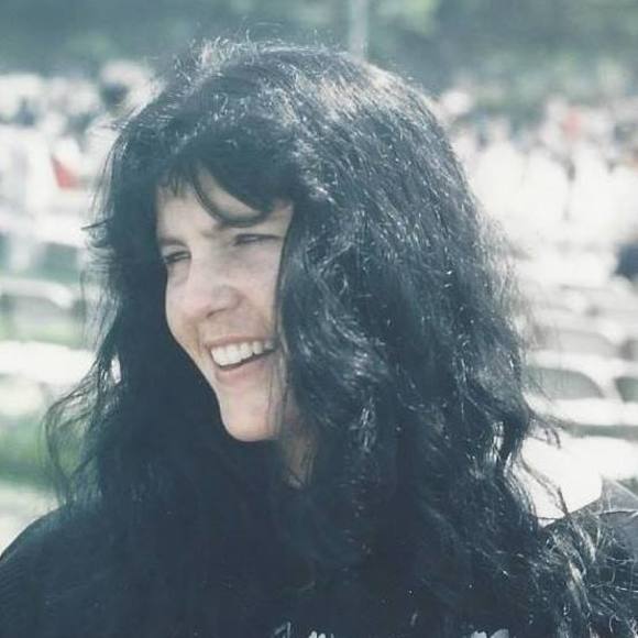 Profile Picture of Debbie Dahlinger (@xenallaw) on Poshmark