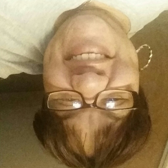 Profile Picture of Paula Hanley (@charlieb33) on Poshmark