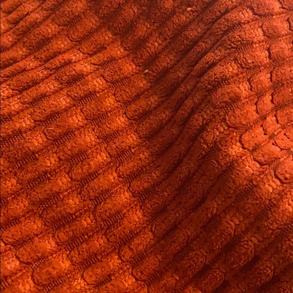 Profile Picture of Stacie Loyd (@stacieloyd) on Poshmark