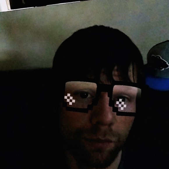 Profile Picture of Joey Benson (@jbenson6511) on Poshmark